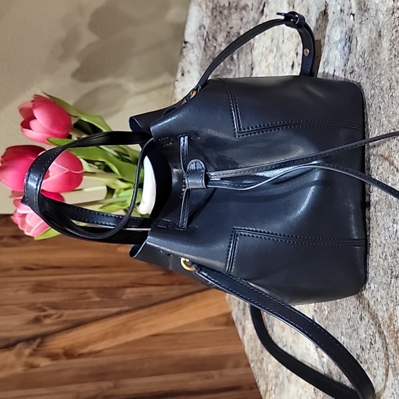 Tory Burch Handbags - Tory Burch EUC Mini Drawstring Bucket Bag Purse Black Leather